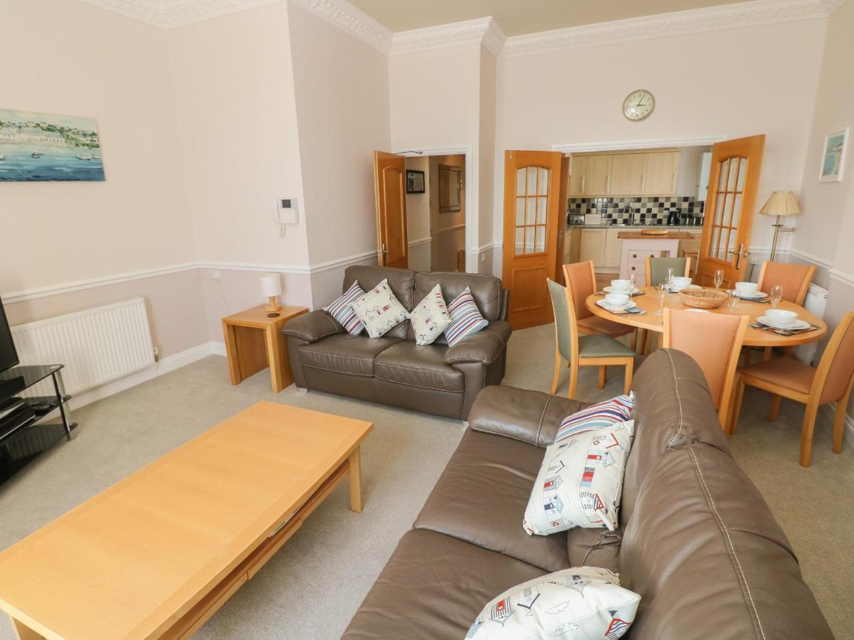 6 South Beach Court Tenby Kültér fotó